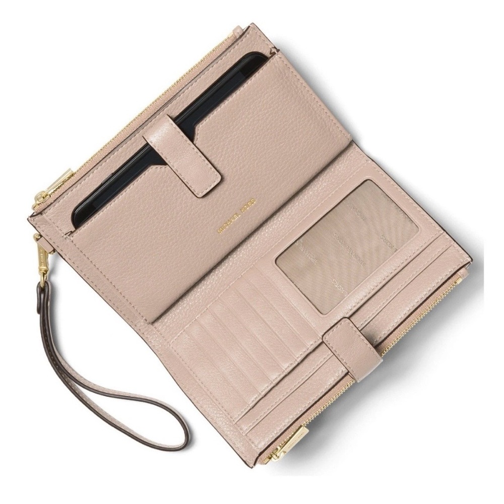 Michael Kors Blush Leather Wristlet - Picture 2 of 8